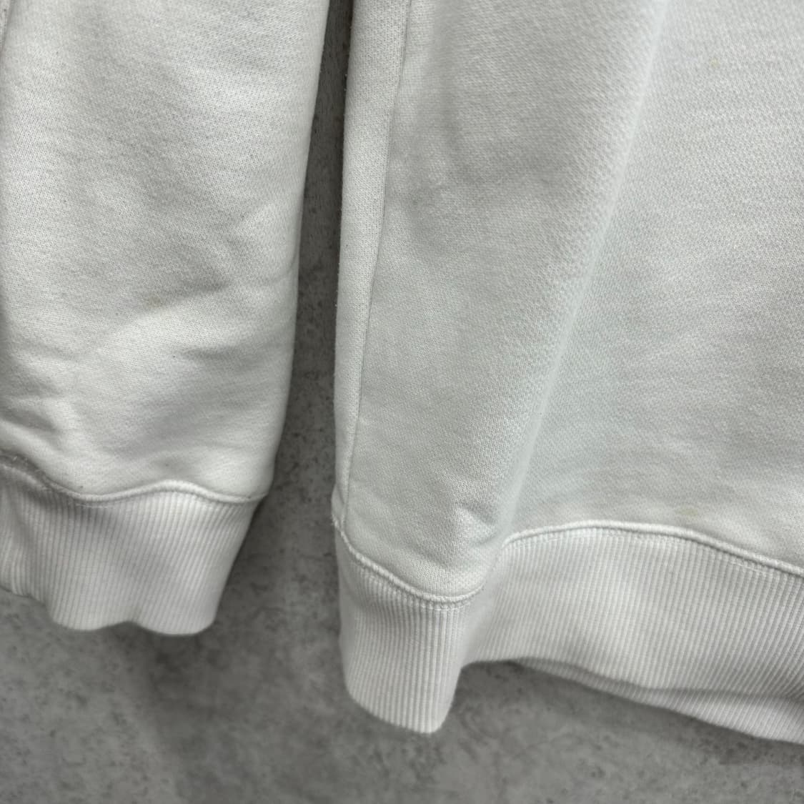 100 캘빈클라인 남자 맨투맨 상품이미지6