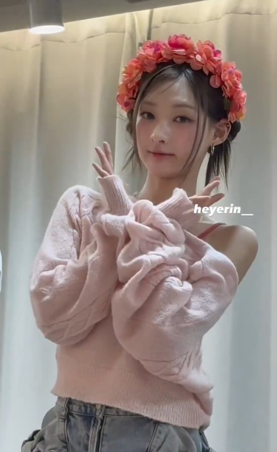 벨리아르 오프숄더 니트 베이지 상품이미지2