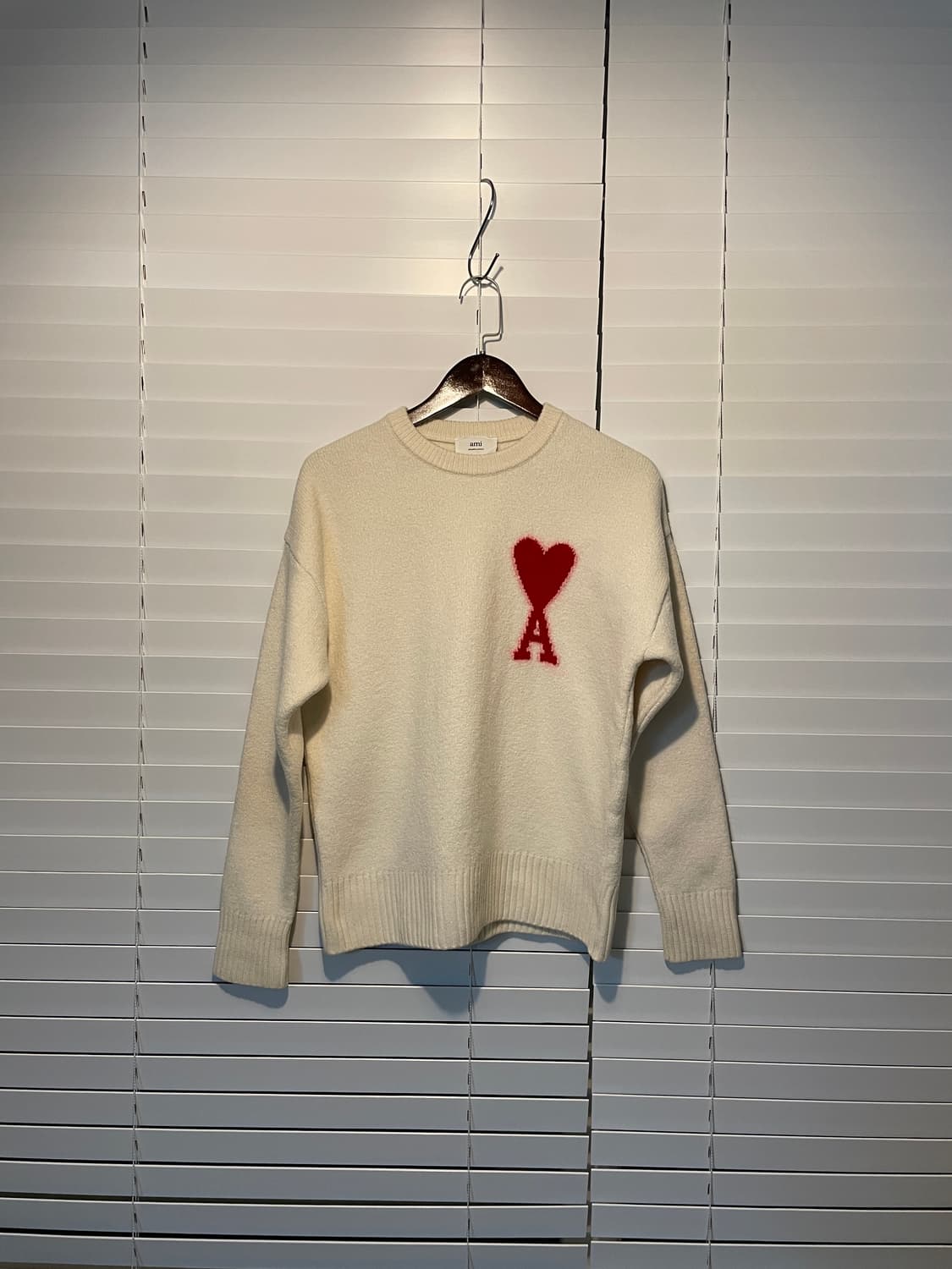 아미 버진울 빅하트 니트 상품이미지3