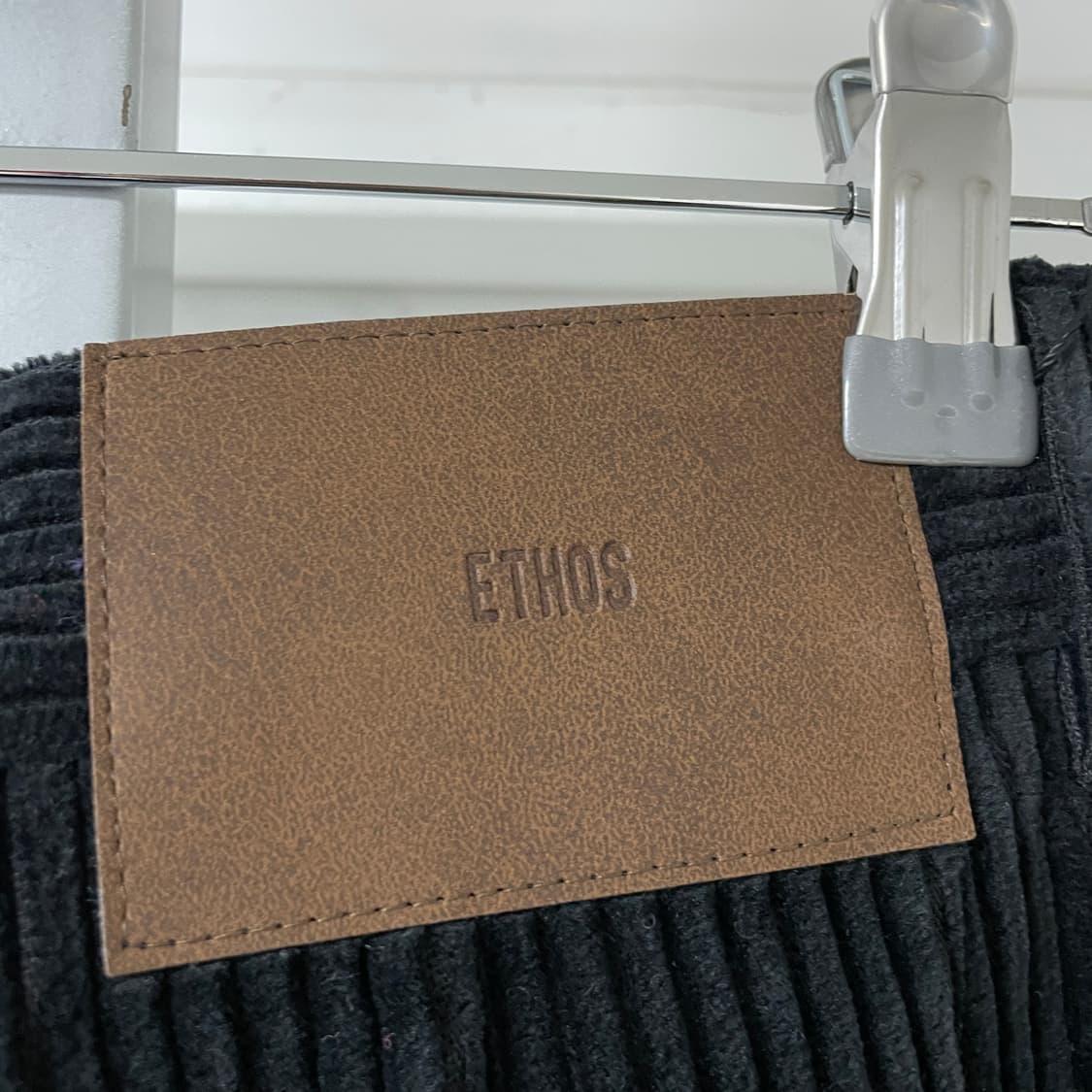 ETHOS 에토스 코듀로이 팬츠 블랙 S(W) 상품이미지3