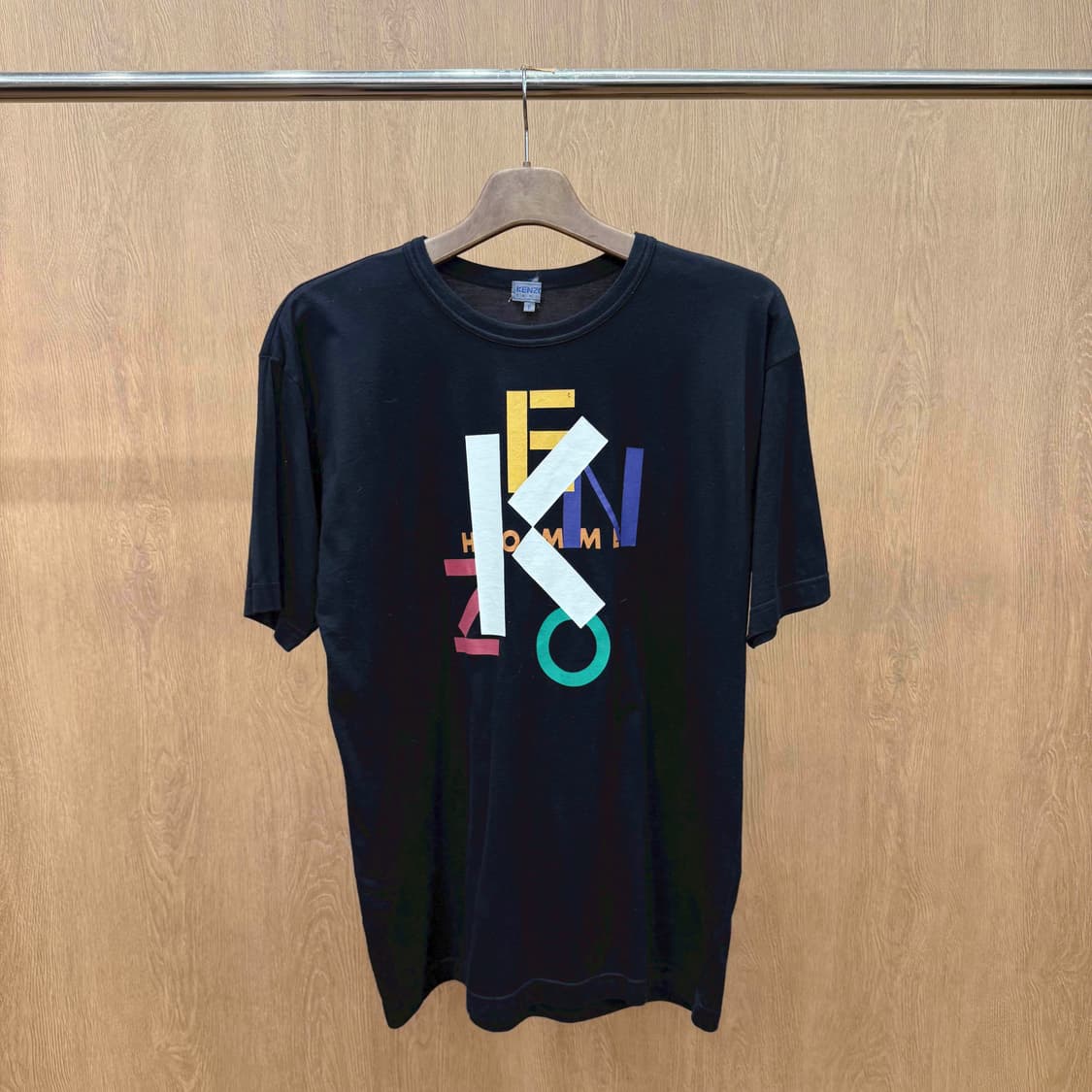 겐조 반팔 티셔츠 멀티 컬러 빅 로고 프린팅 디테일 루즈핏 블랙 상품이미지2