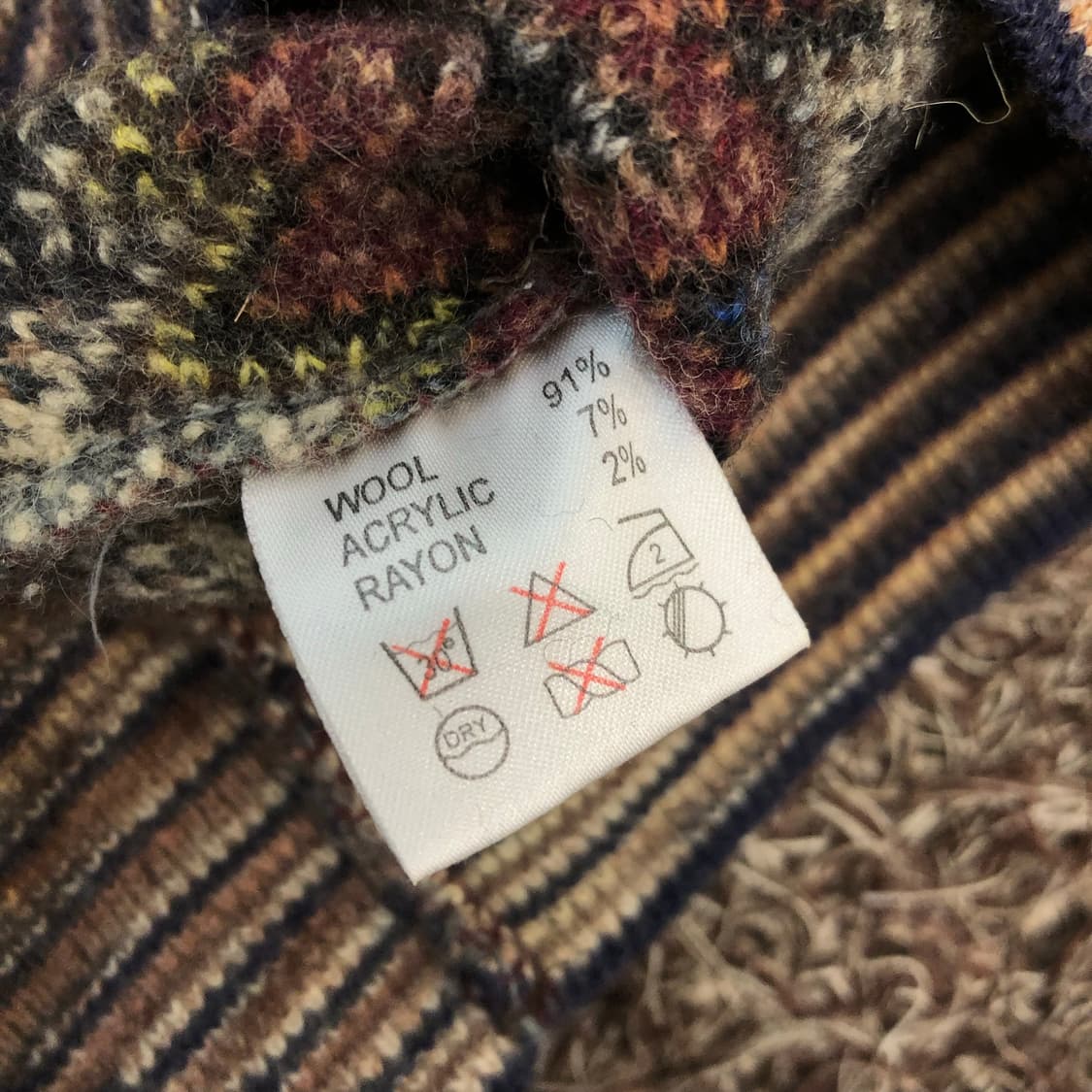 TANNOY SPORT 울 멀티컬러 패턴 니트 상품이미지5