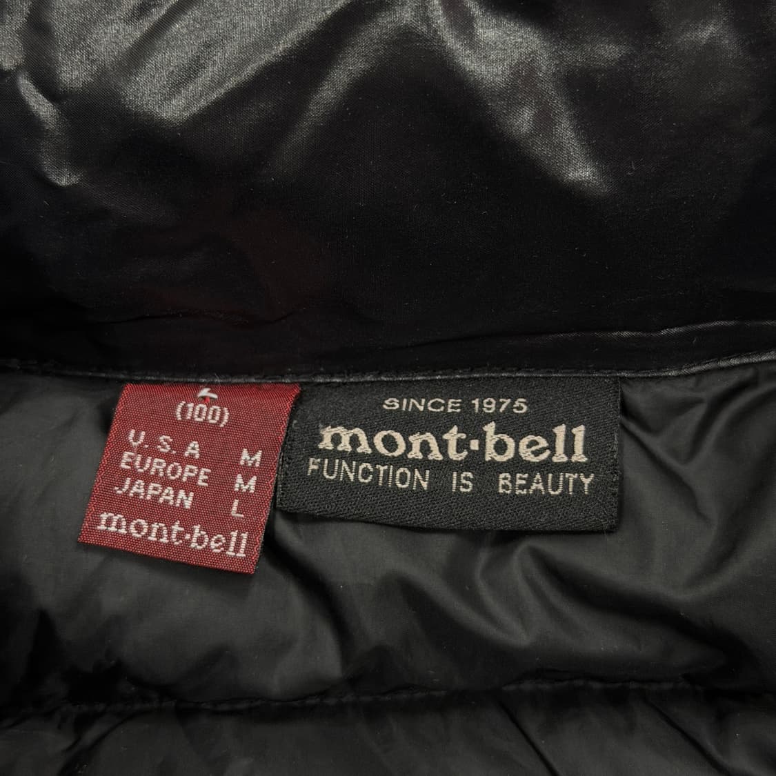 몽벨 여성 900 필파워 하프 구스다운 유광 나일론 패딩 블랙 L 100 상품이미지8