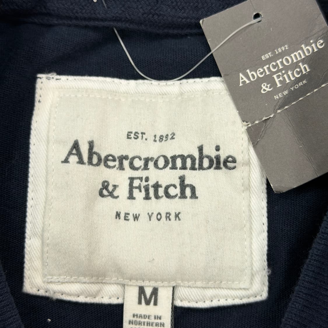 아베크롬비 Y2K 딱붙핏 반팔 네이비 M 상품이미지4