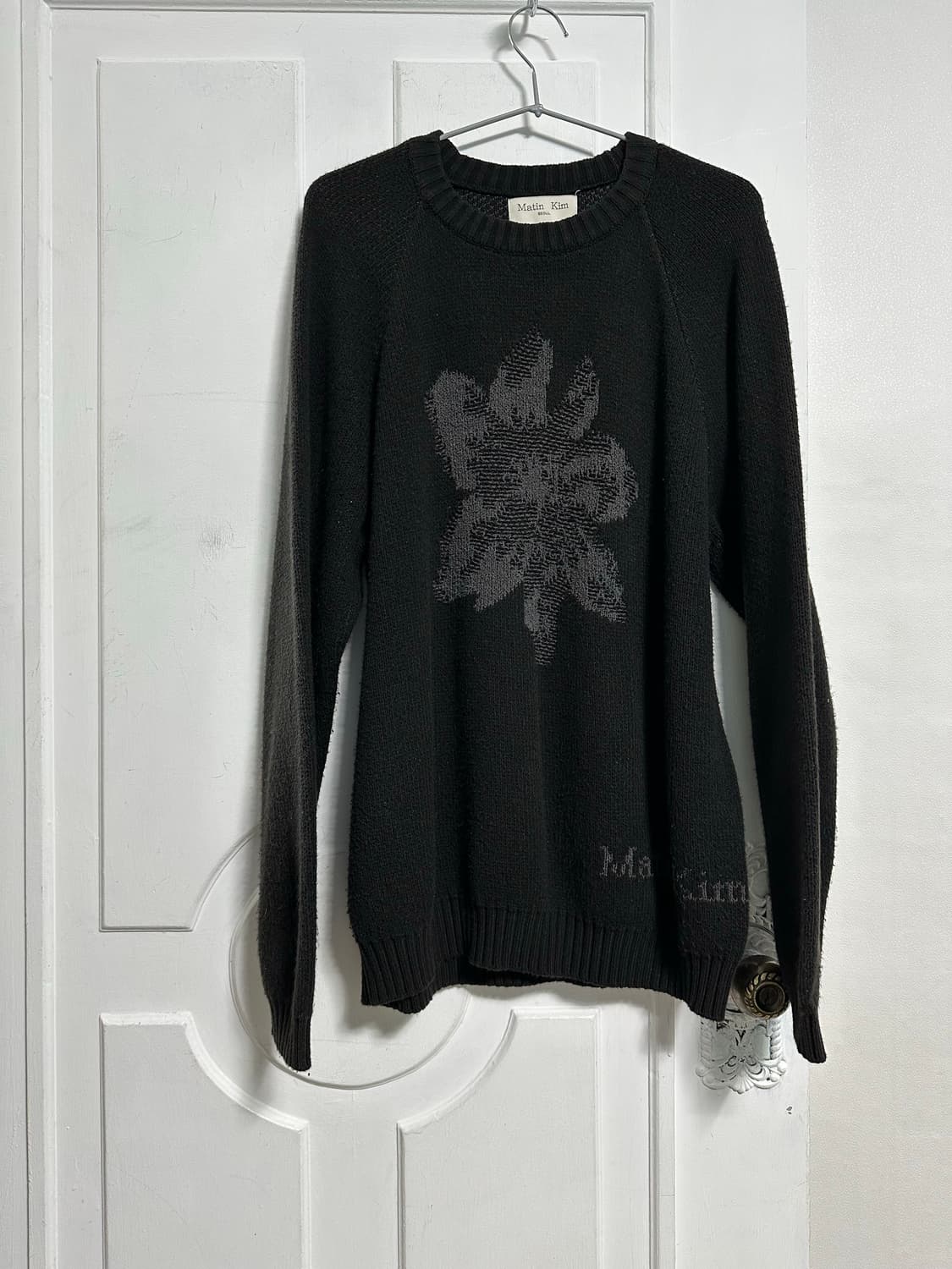 마뗑킴 플라워 자카드 니트 상품이미지1