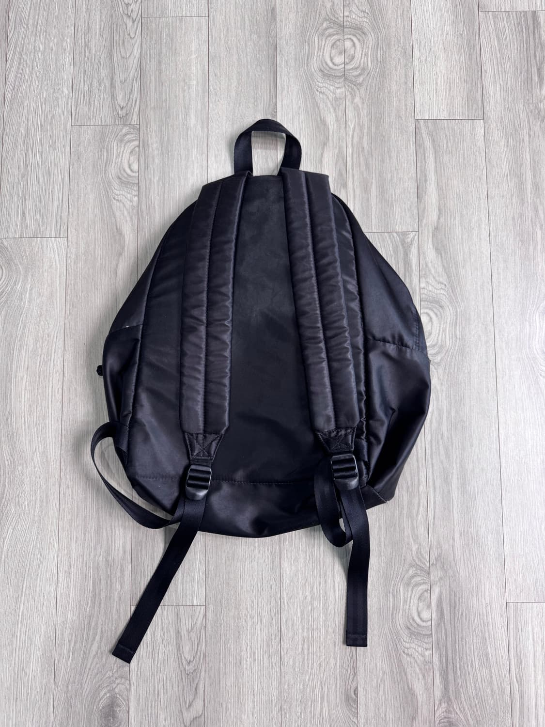 이스트팩 패디드파커 백팩 블랙 상품이미지4