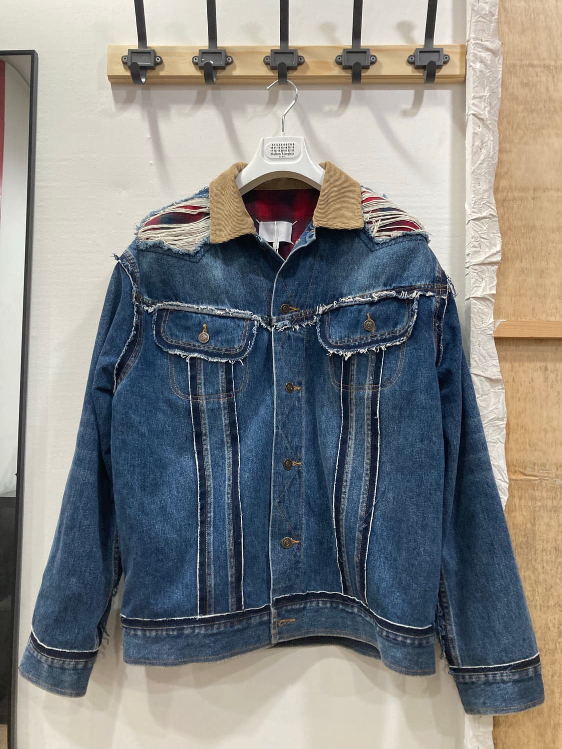 메종 마르지엘라 23FW 디스트레스드 데님자켓[48] 상품이미지1