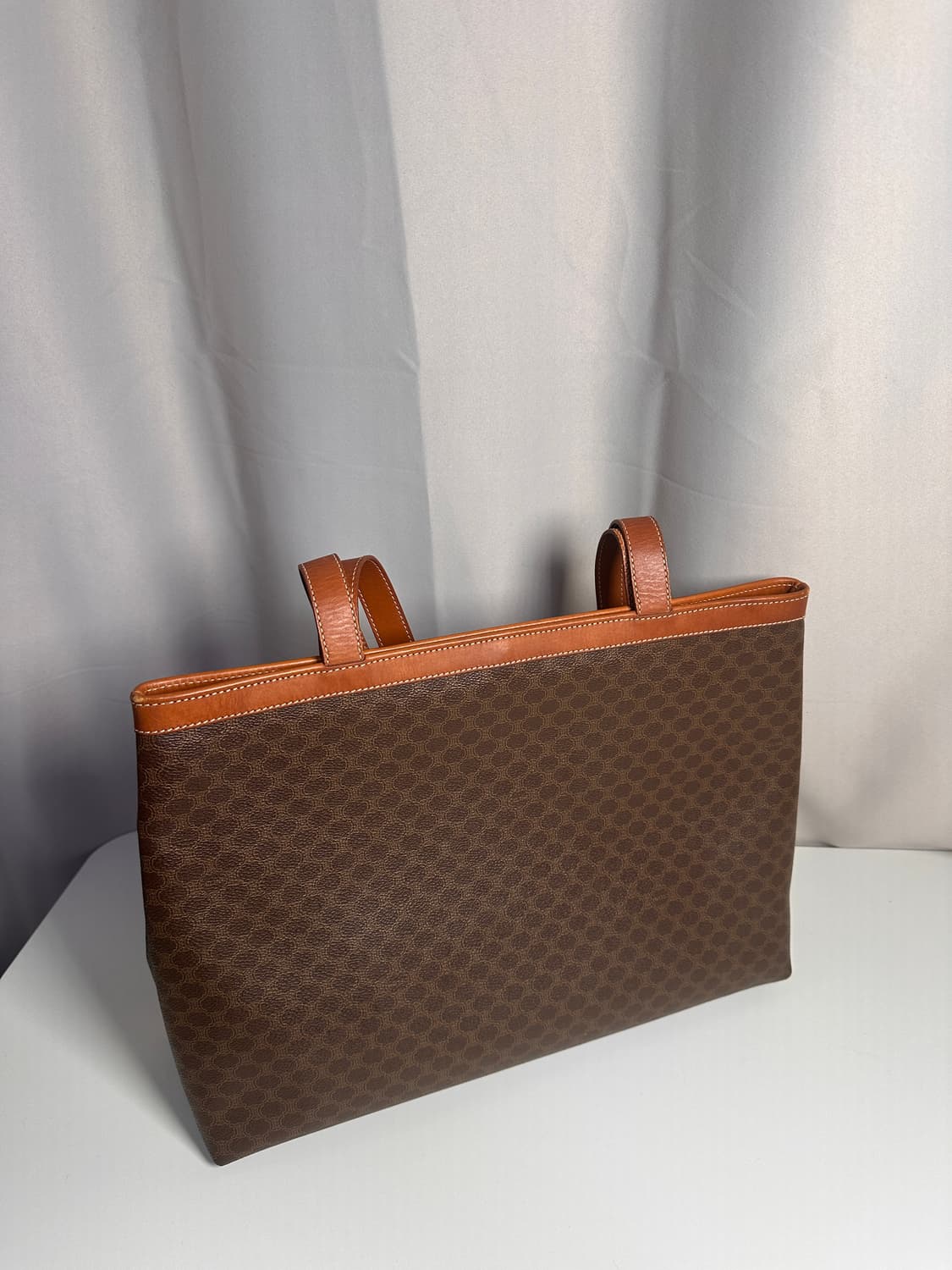 셀린느 마카담 브라운 PVC & 가죽 쇼퍼백 상품이미지9