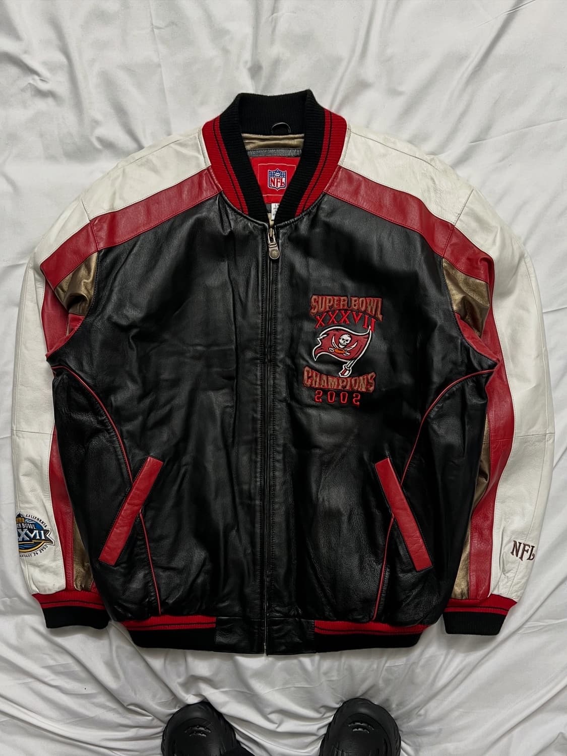 NFL 탬파베이 버커니어스 가죽자켓 상품이미지2