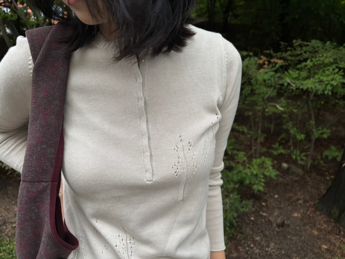 Beige Punching Knit 상품이미지1