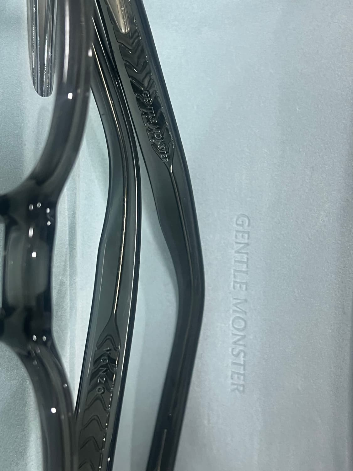 젠틀몬스터 본조 그레이 클리어 상품이미지4