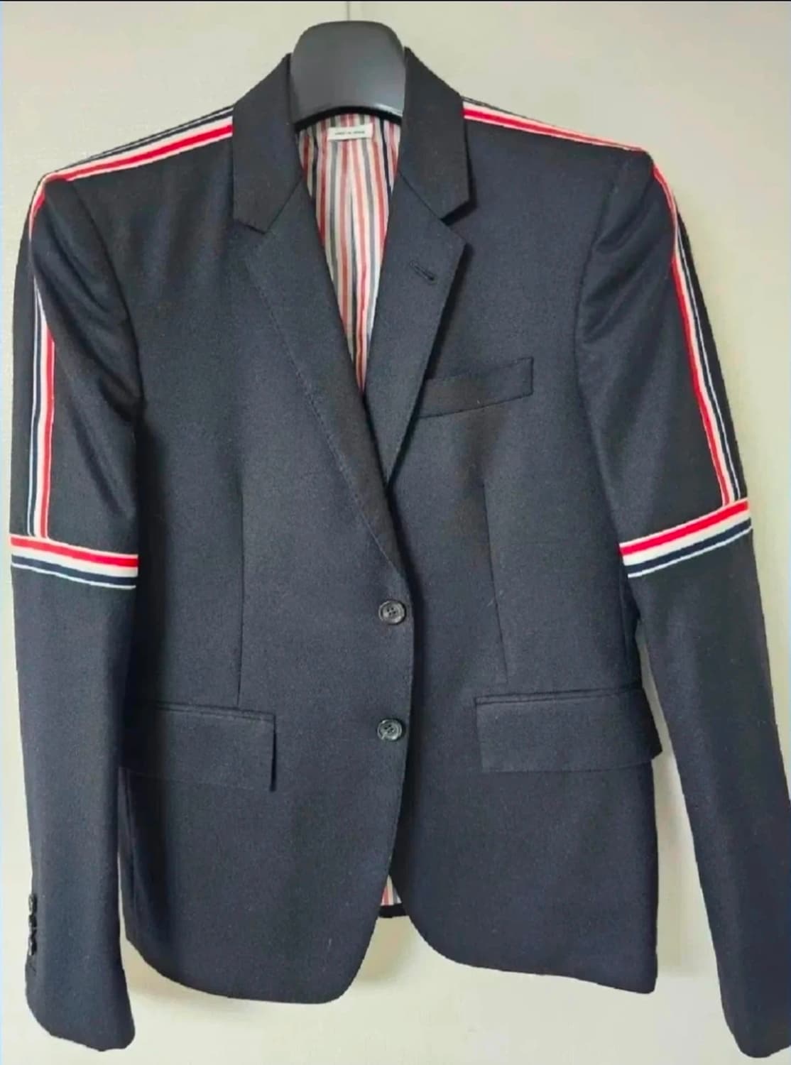 톰브라운 더블 삼선 암밴드 울자켓(2/새상품급/정품) 상품이미지2