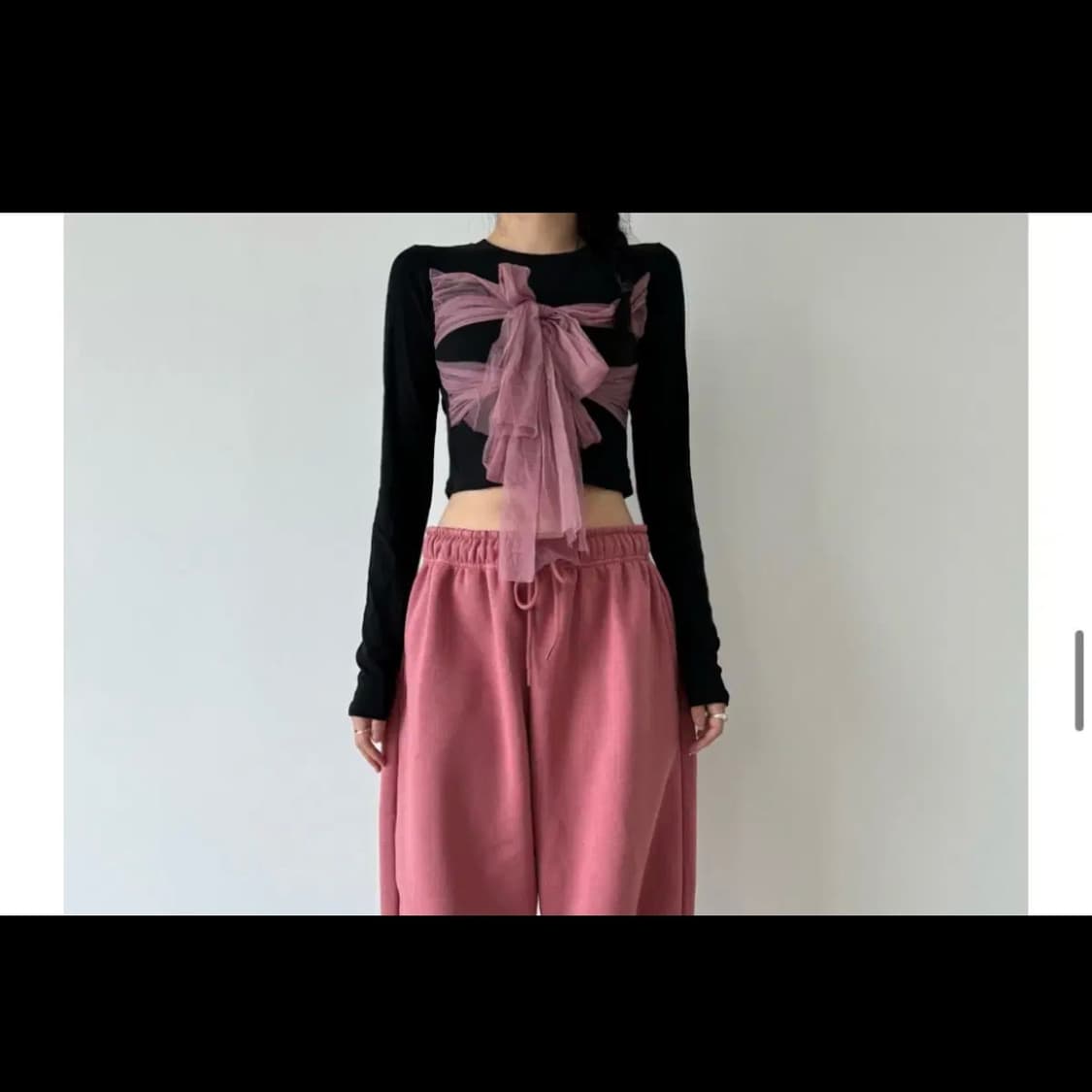 리본 샤 타이 긴팔티셔츠 상품이미지1