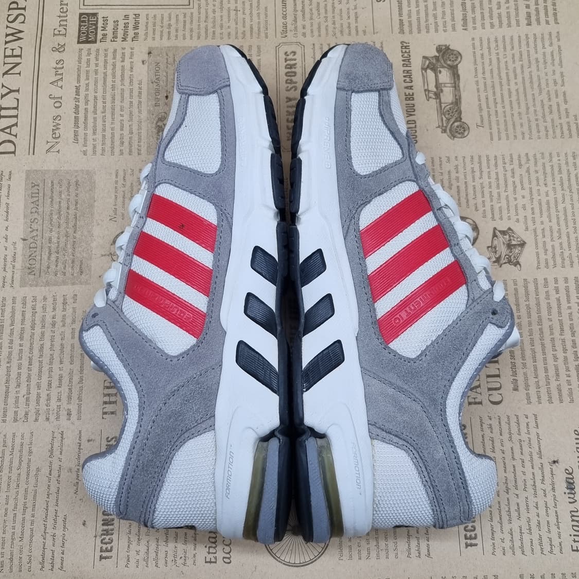 아디다스 이큅먼트10 여성운동화240  상품이미지5