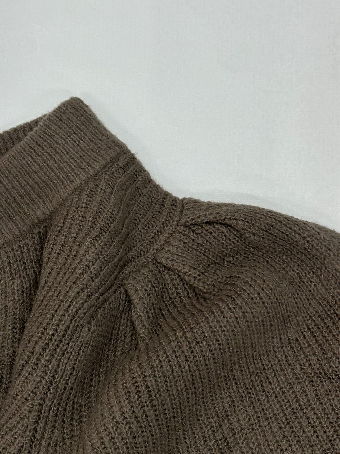 🤎슈슈룬 쇼콜라깔 퍼프 니트 가디건🤎 라떼갸루 브라운 가을 핀터 상품이미지4