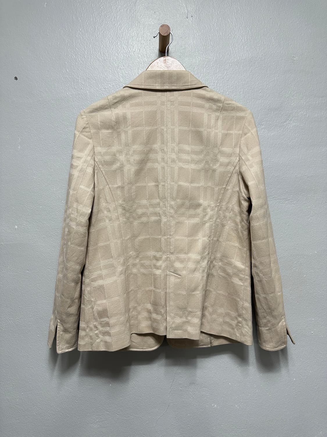 버버리 체크 디자인 자켓 상품이미지5