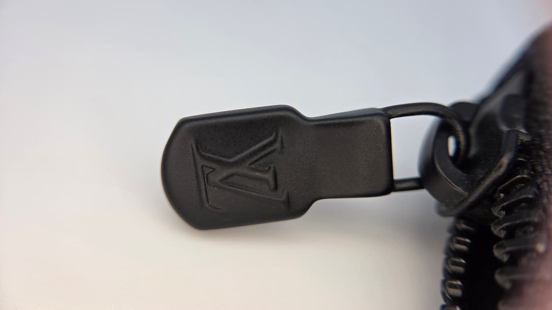 루이비통 모노그램 쉐도우 포쉐트 투고 M82321 상품이미지9