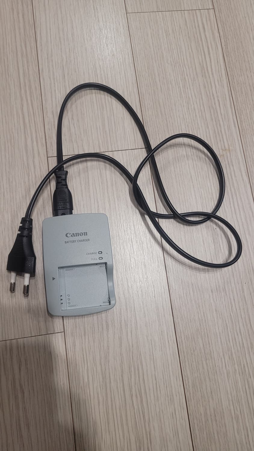 캐논 IXUS 300HS 판매합니다. 상품이미지3