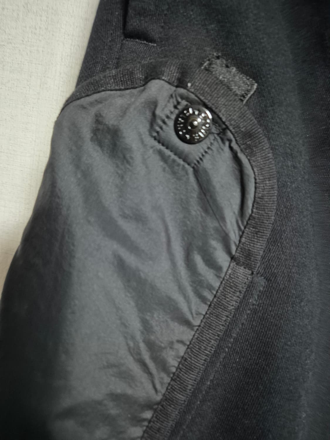 스톤아일랜드 조거팬츠 상품이미지4