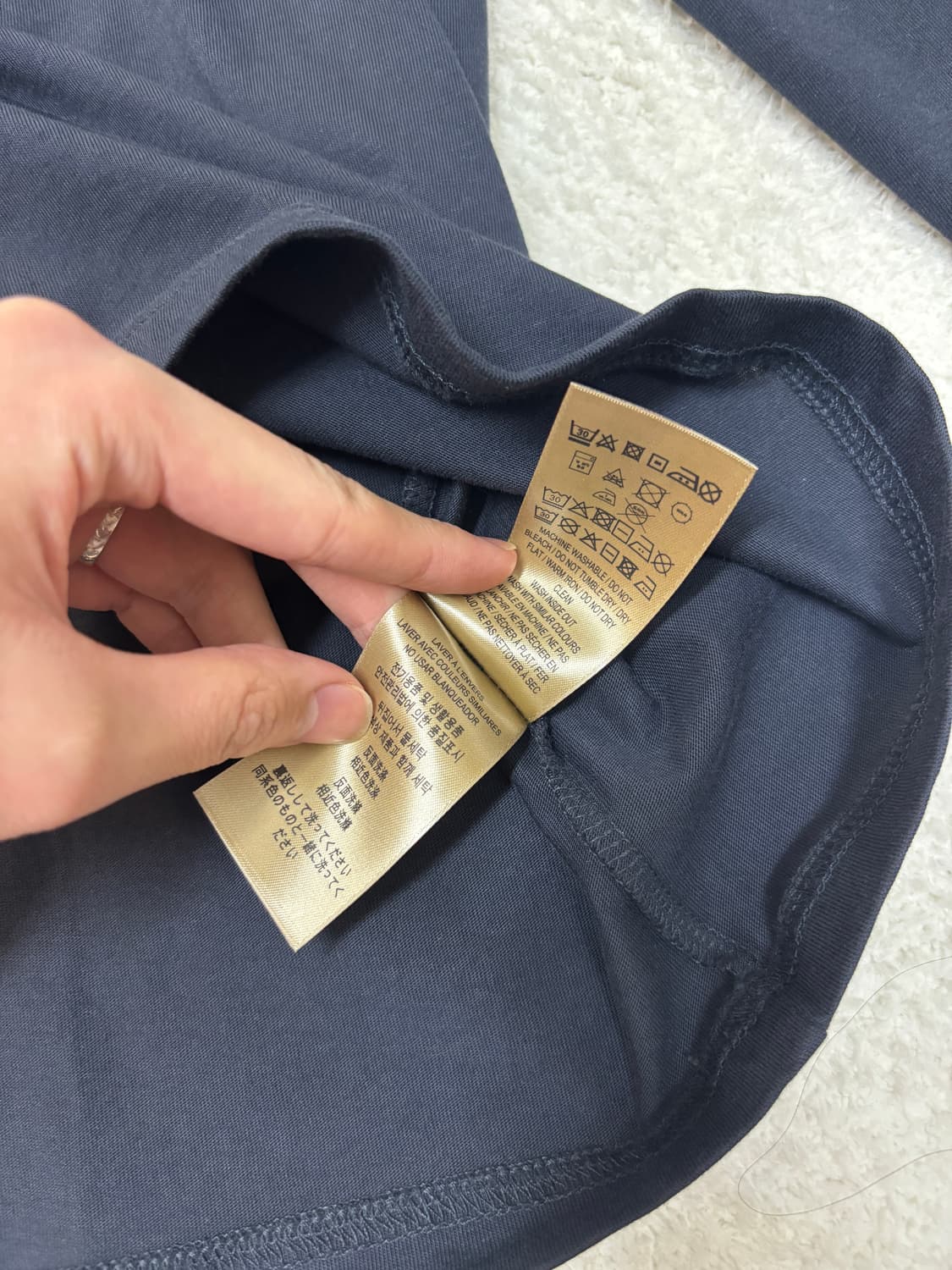 버버리 로고 롱슬리브 m사이즈 (풀구성) 상품이미지8