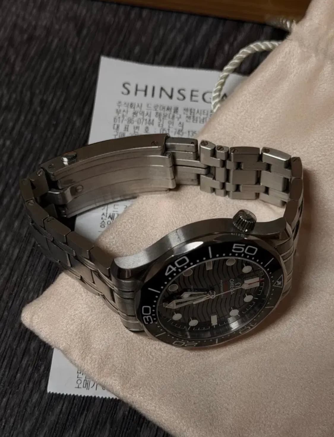 [44mm]오메가 씨마스터 다이버 300 풀박스 흑판 블랙 상품이미지6