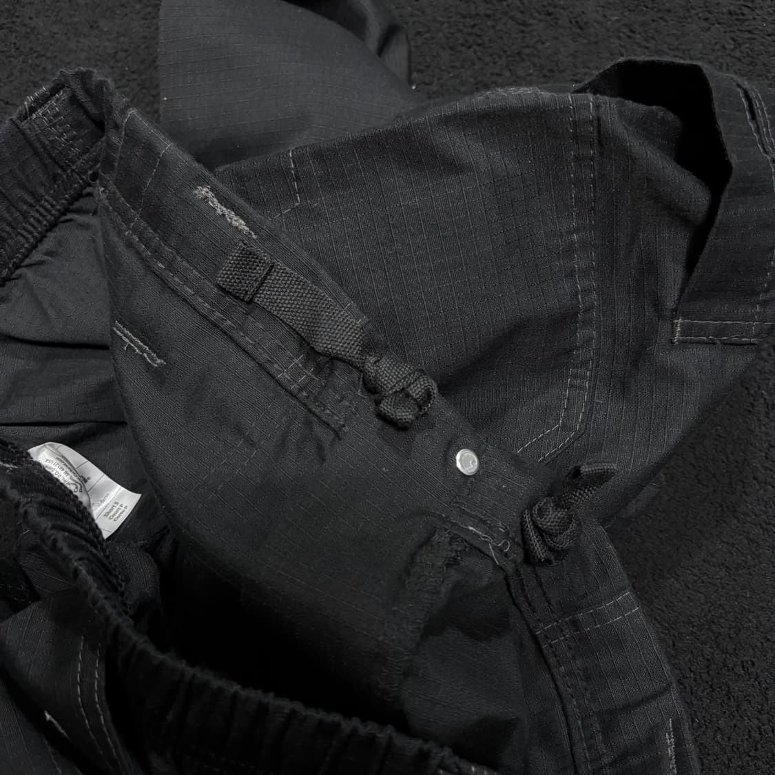 M-L 칼하트 블랙 립스탑 카고팬츠 상품이미지6