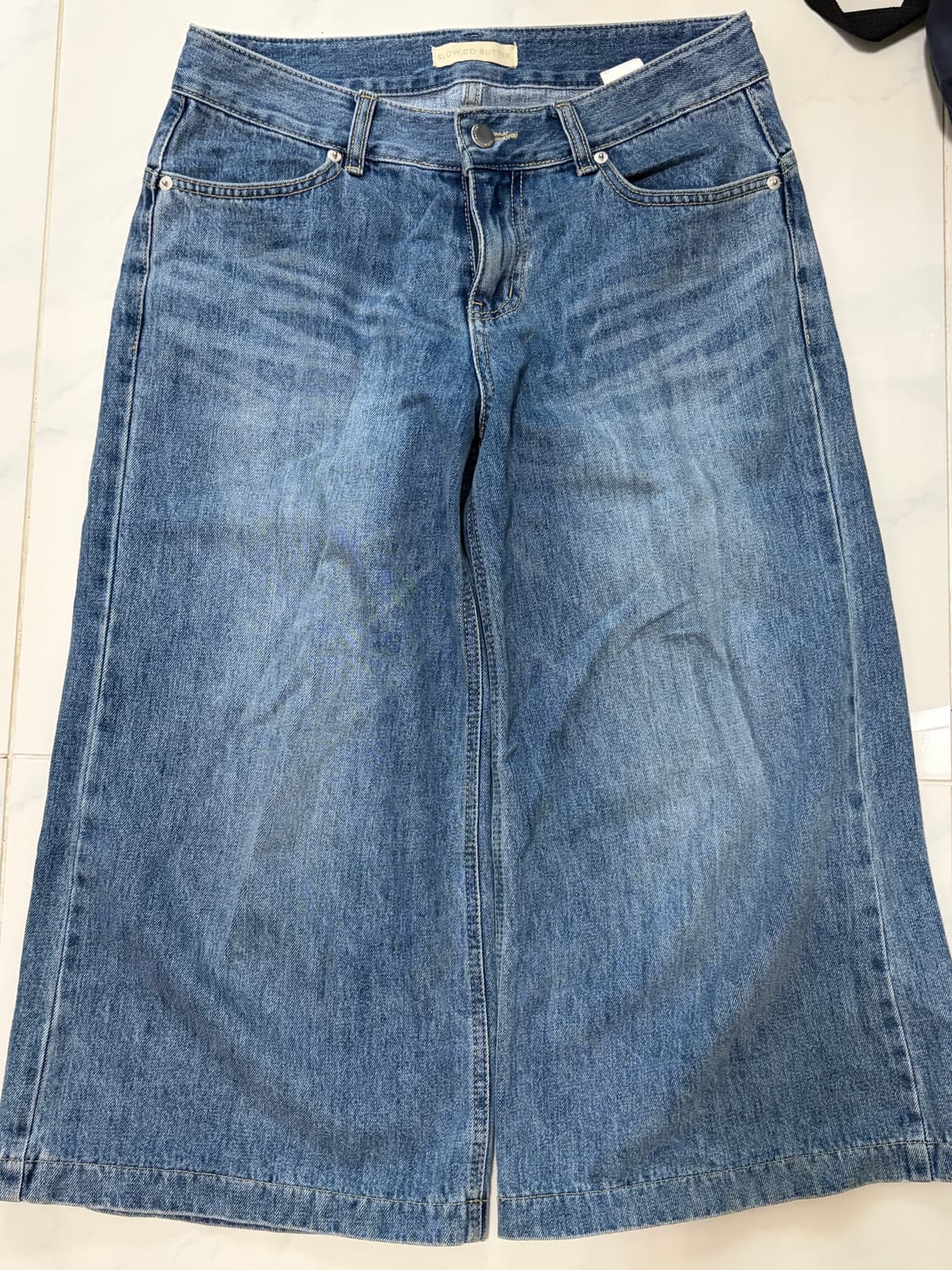 더버터크림 SLOCO 로우라이즈 버뮤다 데님 M 사이즈 상품이미지4