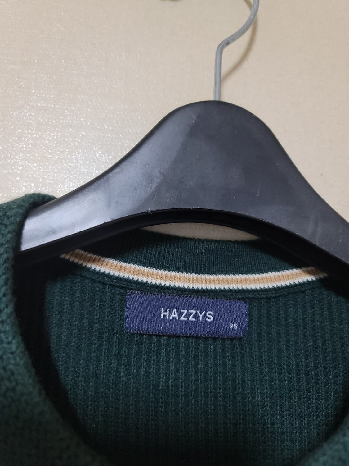 헤지스 울혼방 니트 상품이미지6