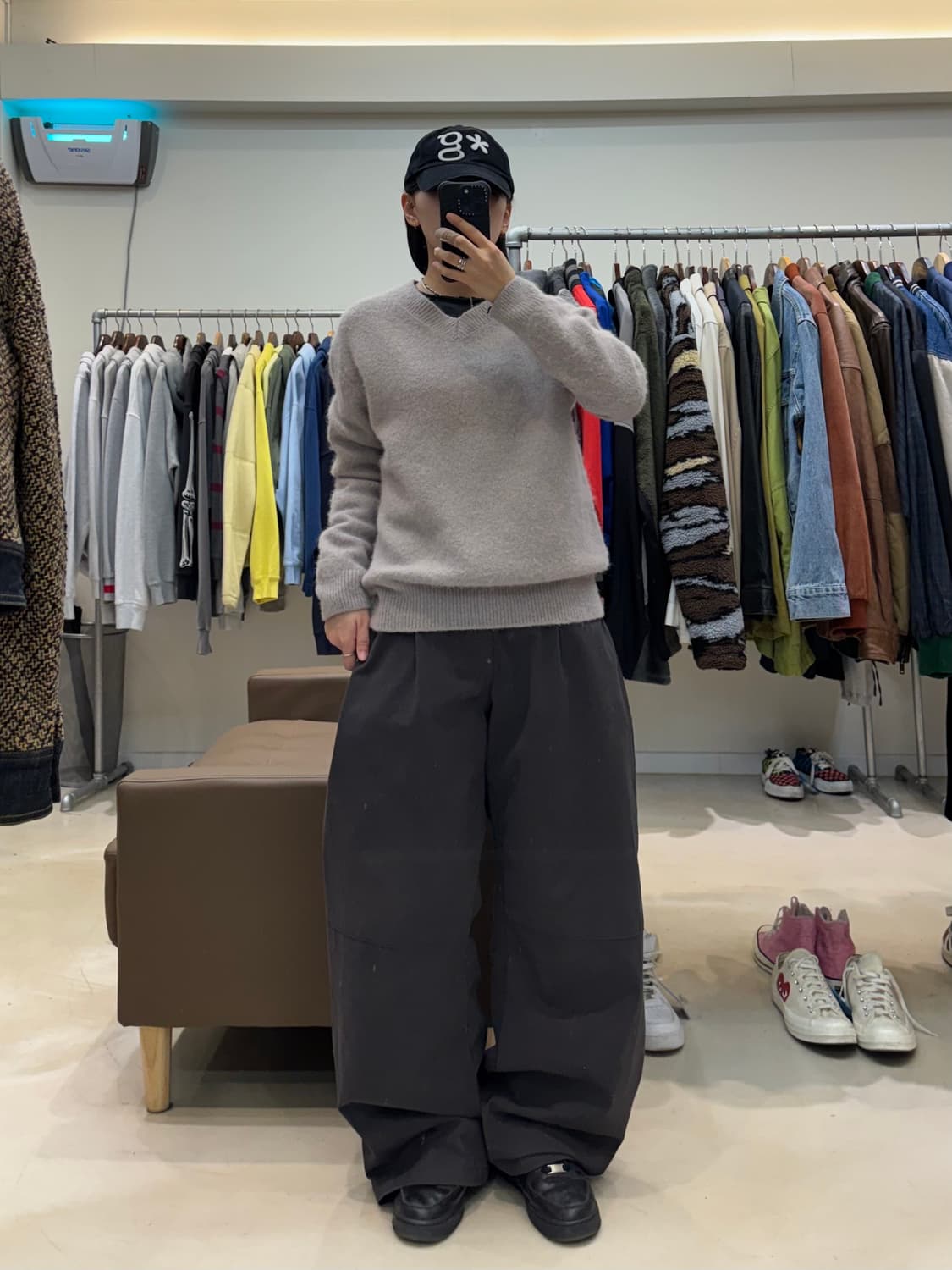 포터리 모 브이넥 니트 상품이미지7