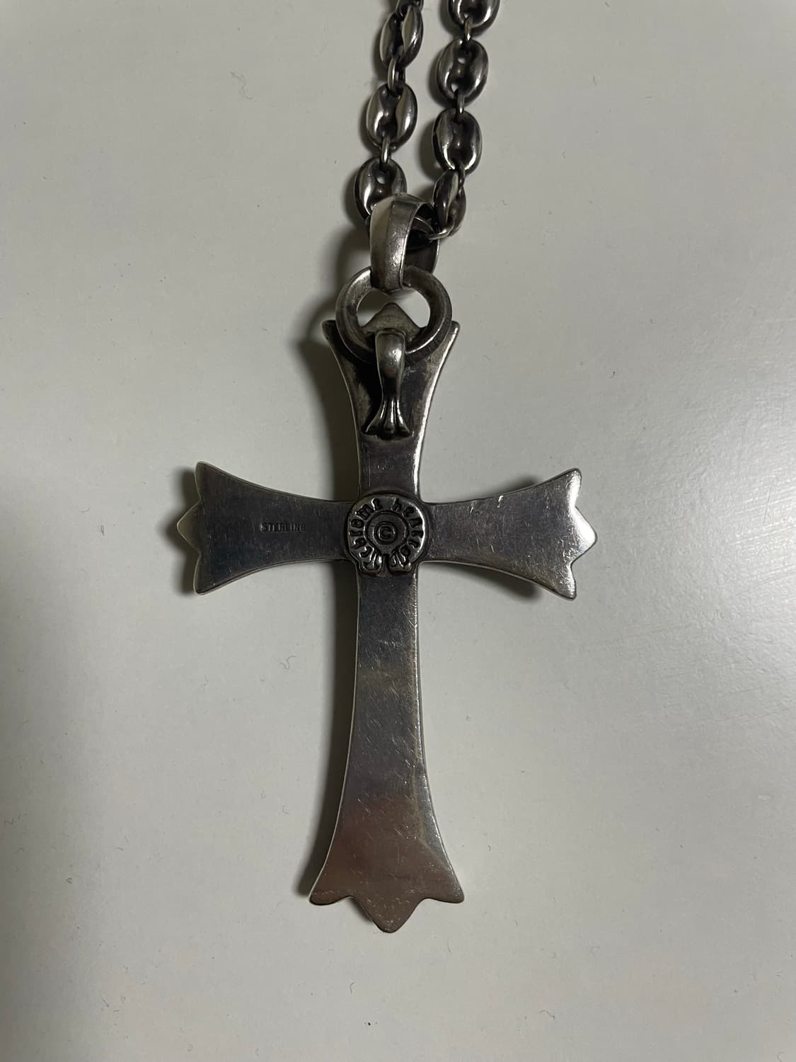 크롬하츠 라지 크로스 펜던트 위드 베일 상품이미지2