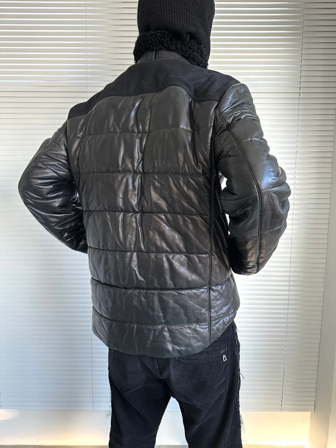 닐바렛 하이넥 버클 램스킨 레더 패딩 봄버 상품이미지4