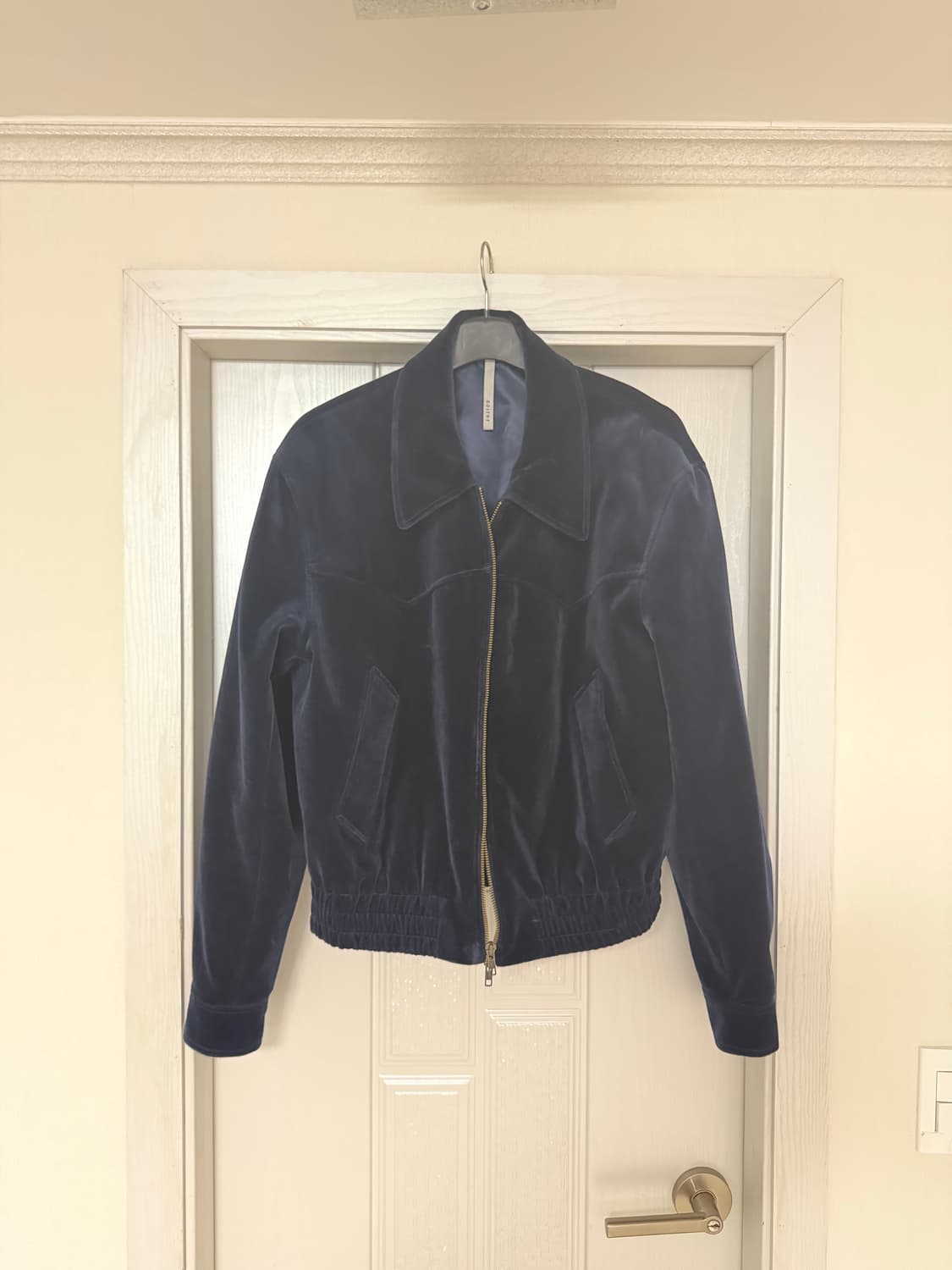 노이어 벨벳 웨스턴 크롭 블루종 (네이비) 52 상품이미지4