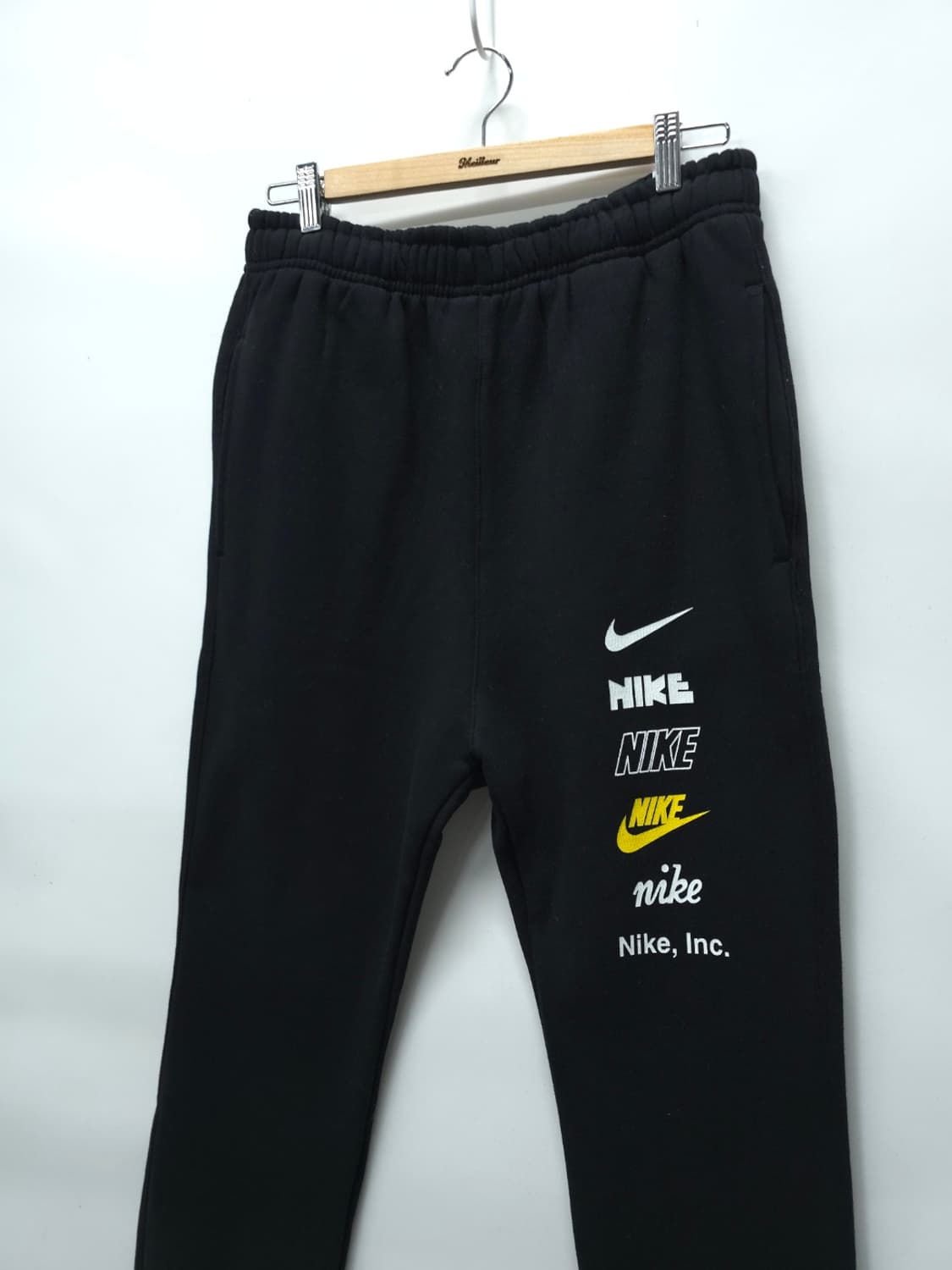 (새상품) 나이키 멀티 로고 그래픽 플리스 조거 팬츠 (32사이즈) 상품이미지2