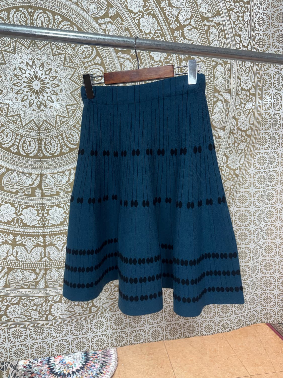 빈티지 여성 도트 스트라이프 밴딩 니트 미디스커트  상품이미지3