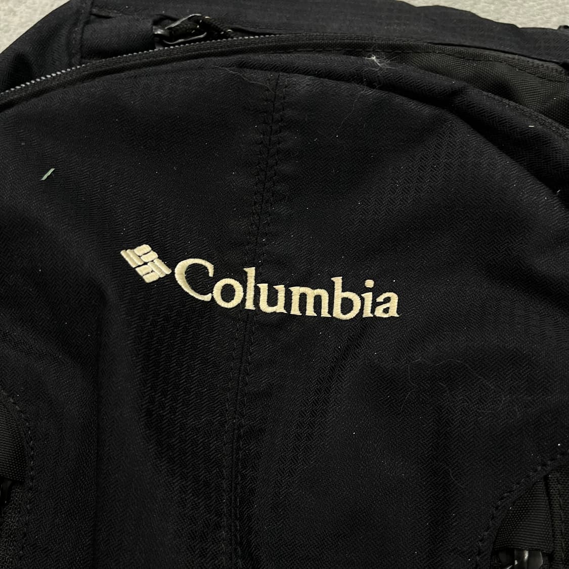 콜롬비아 레드우드 30+ 블랙 백팩 상품이미지3