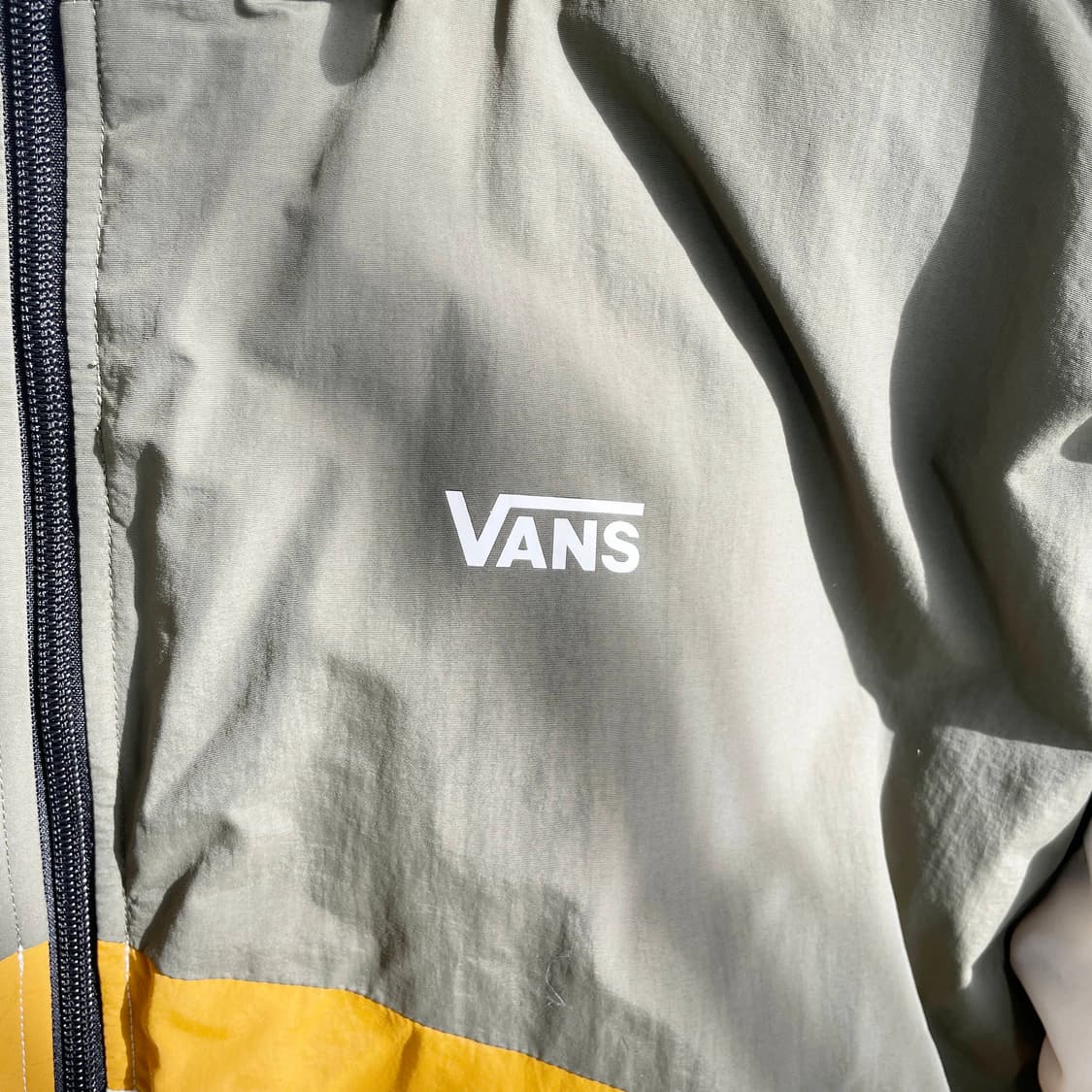 C1 반스 컬러블록 푸퍼 자켓 올리브 95사이즈 상품이미지4