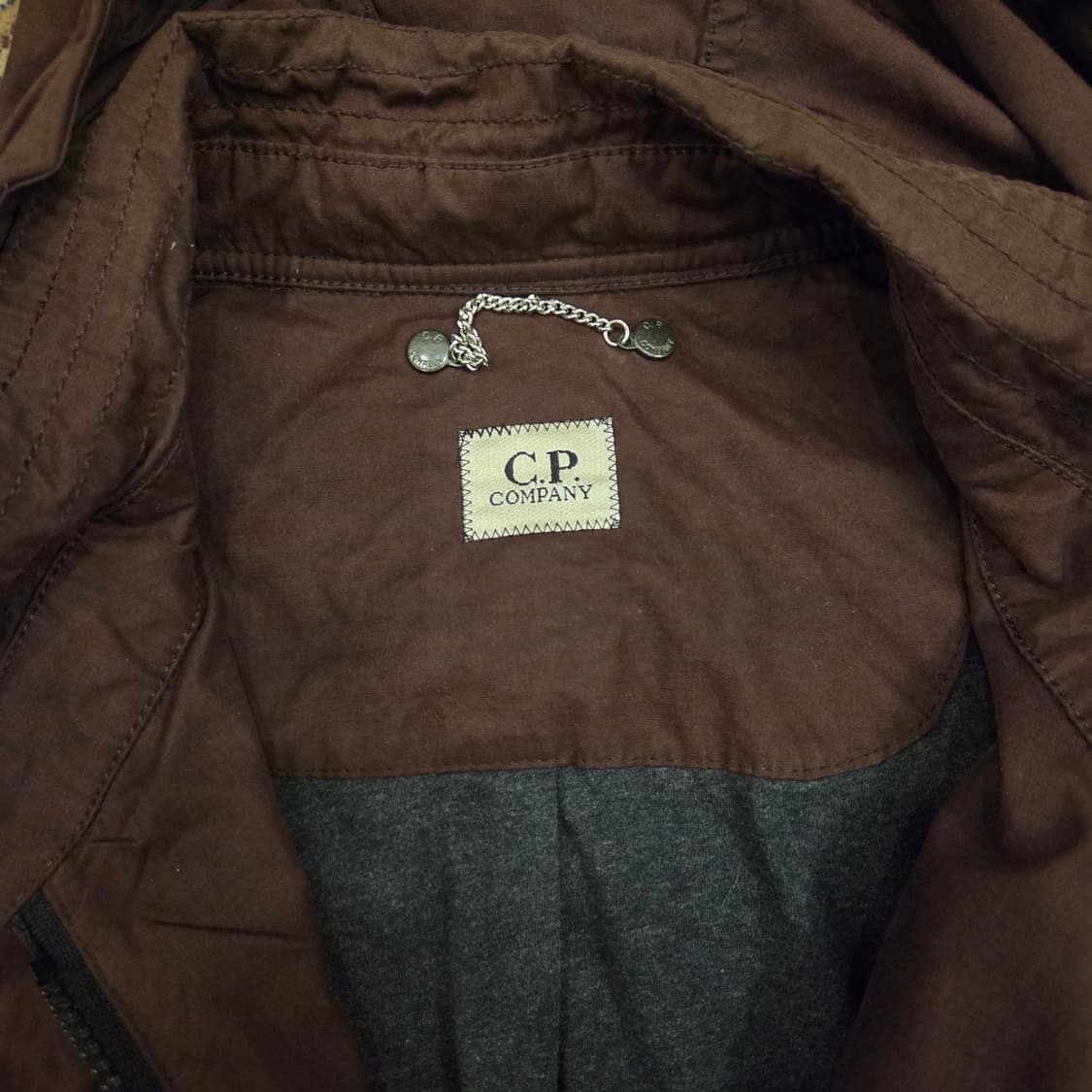 cp컴퍼니 고글 후드 자켓 버건디 105 상품이미지3