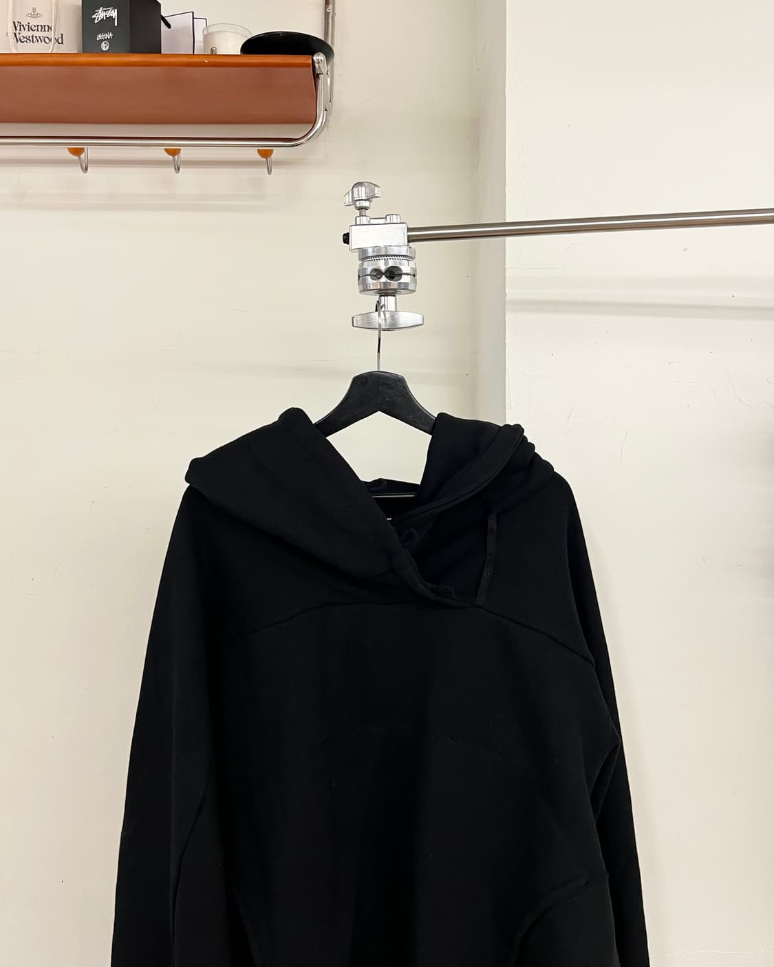 혜인 서 블랙 버튼 후디 상품이미지2