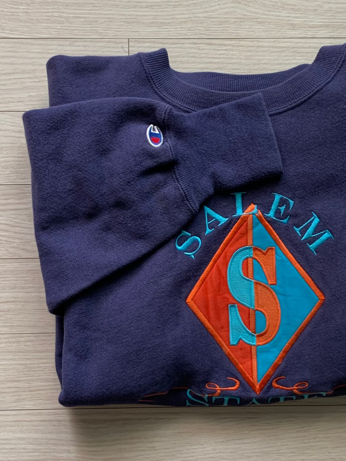 90s 챔피온 리버스위브 스웻셔츠 SALEM STATE 상품이미지2