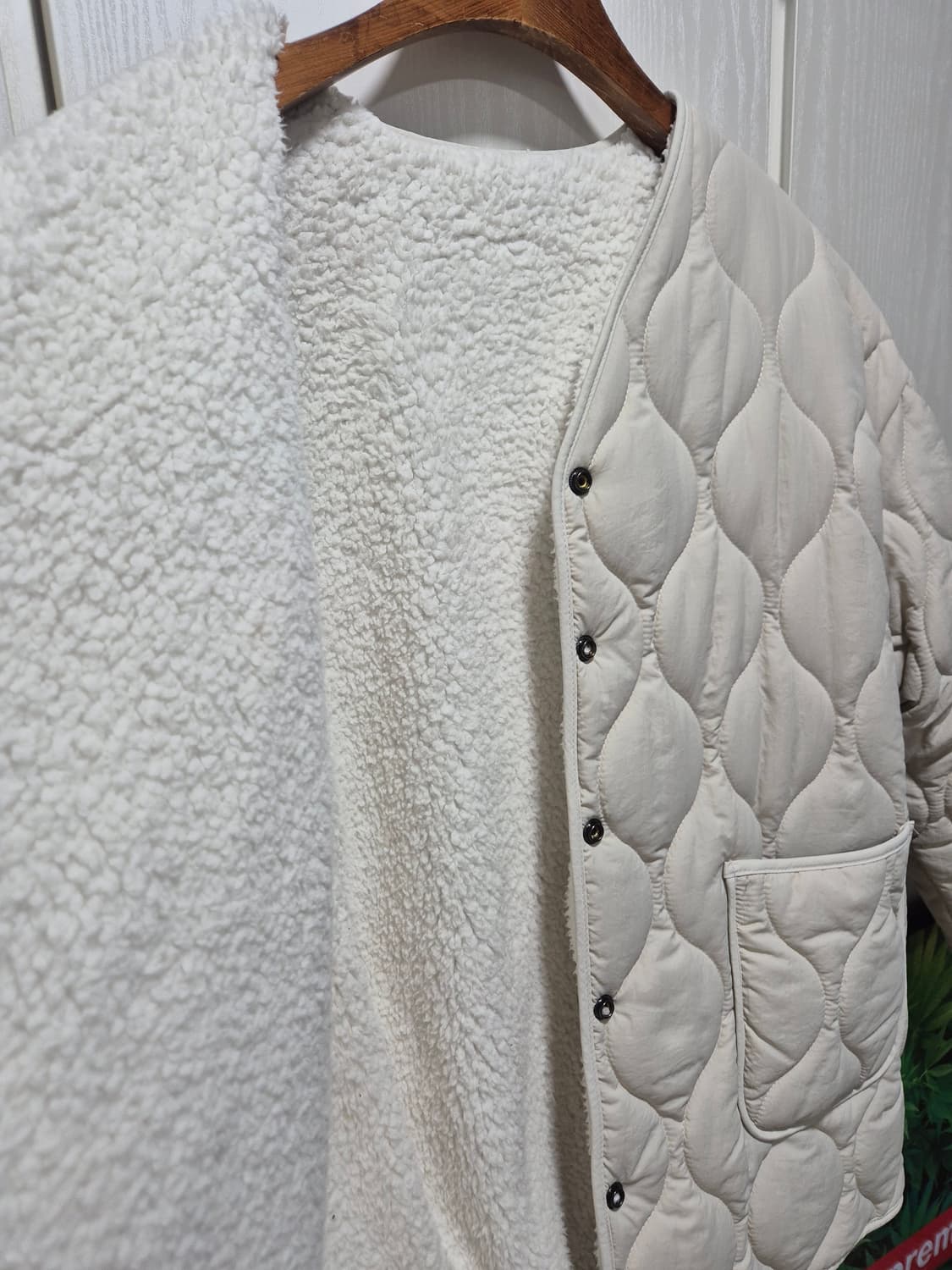 아이보리 누빔 안감 숏 패딩. 깔깔이 상품이미지3