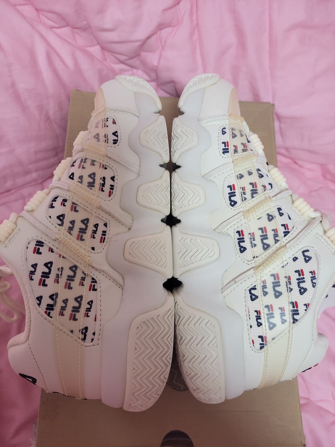 급처미사용새상품!휠라 김유정운동화 바리케이드XT97스니커즈 발렌시아가st 상품이미지5