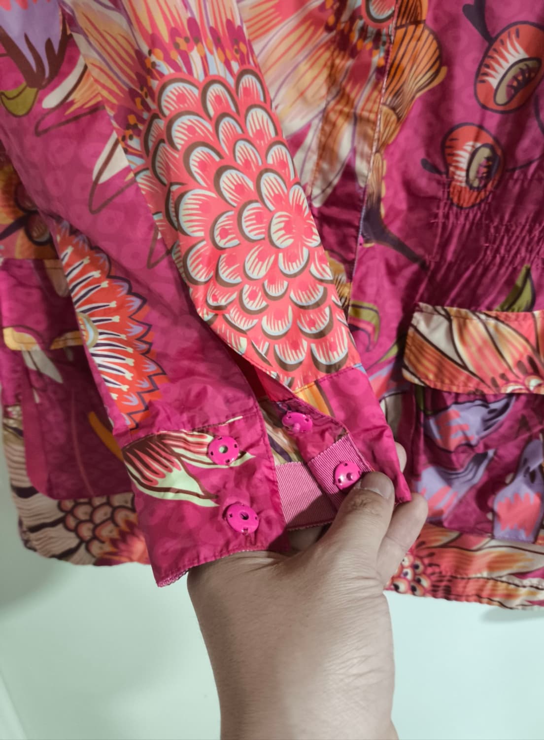 38 오일릴리 플로럴 프린트 바람막이 자켓 상품이미지5