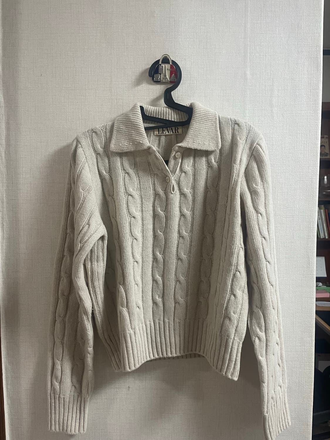 LEVAR 르바 울 꽈배기 니트 새상품 상품이미지3