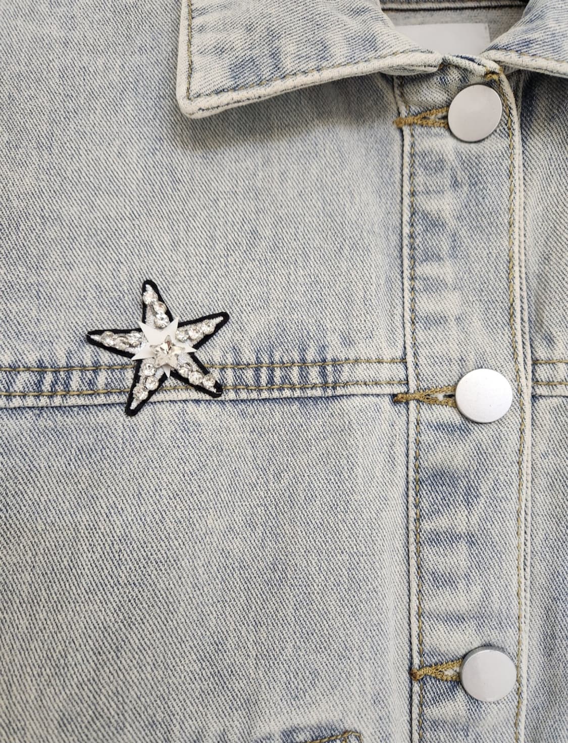 샤틴 쥬얼리와펜 크롭 데님자켓 상품이미지6