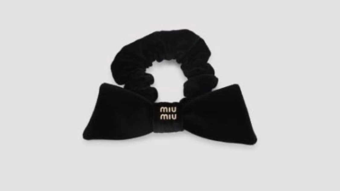 미우미우벨벳크런치 상품이미지1