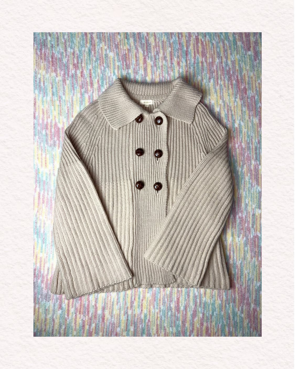 베이지 우드단추 니트 가디건 상품이미지1