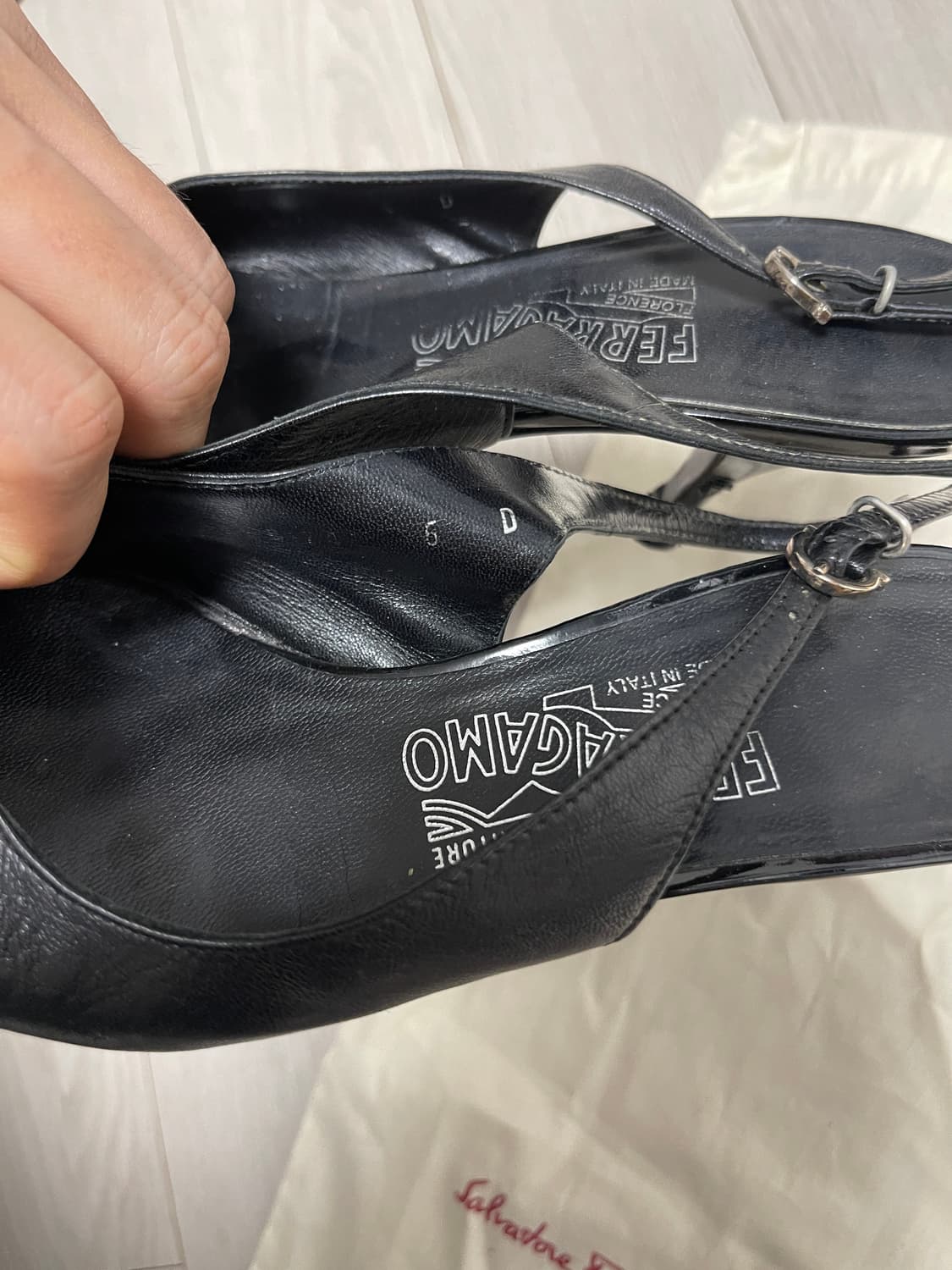 페라가모 여성 샌들구두 - 6D 상품이미지2