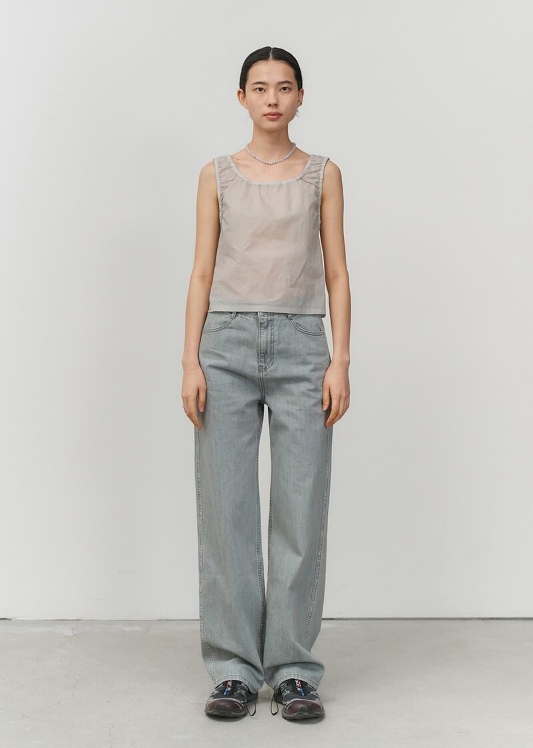 [아모멘토] STRING SQUARE NECK TOP / 슬리브리스 상품이미지2
