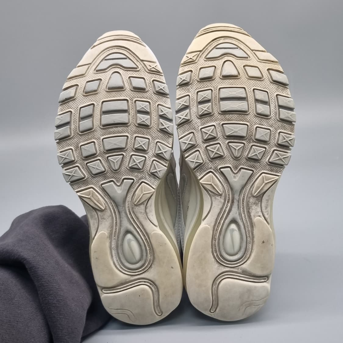 나이키 에어맥스97 여성운동화230  상품이미지3