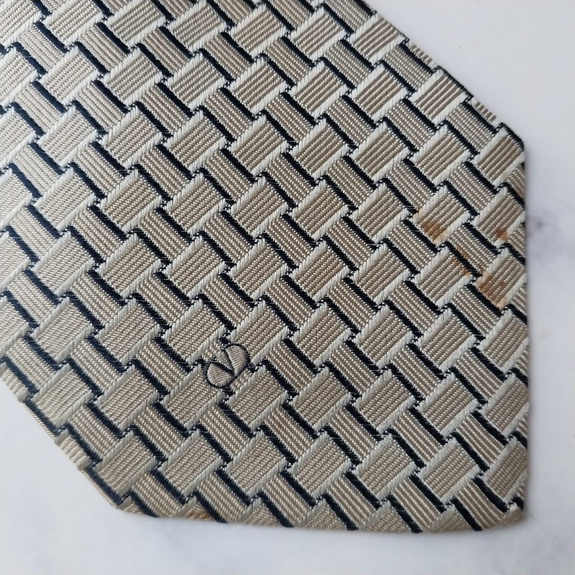 발렌티노 넥타이 베이지 자카드 패턴 10cm A~B등급 K2089
 상품이미지6